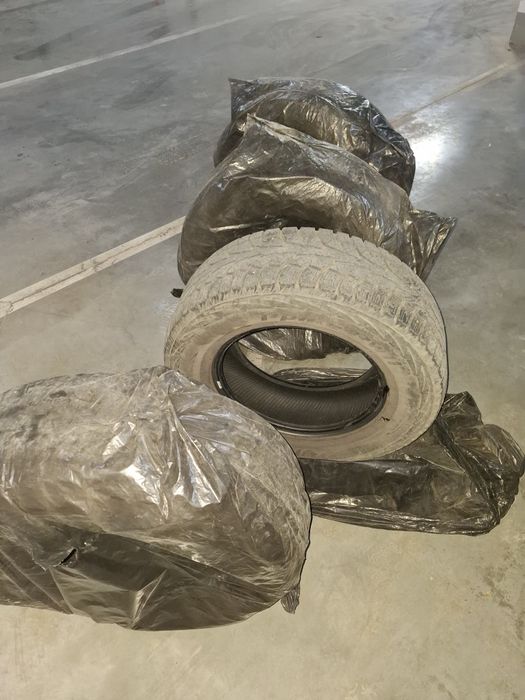 Шины зимние Hakook 265/65 R17  112S