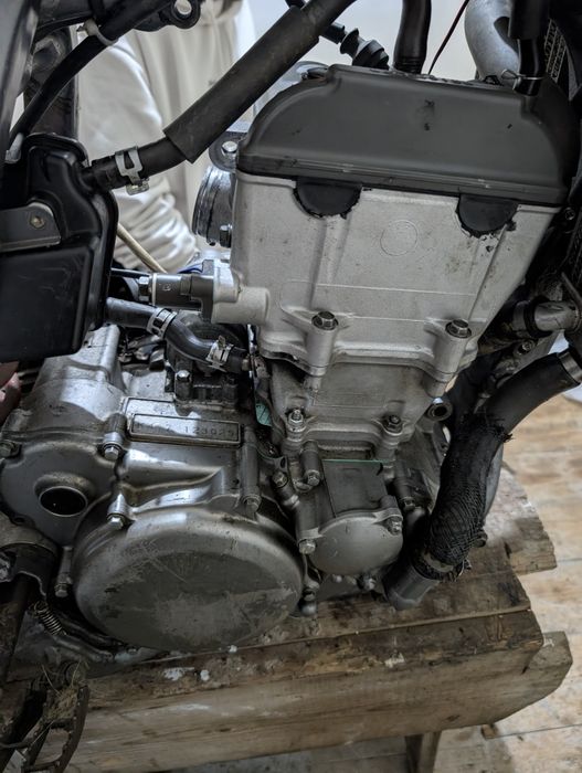 Motor Suzuki drz400e