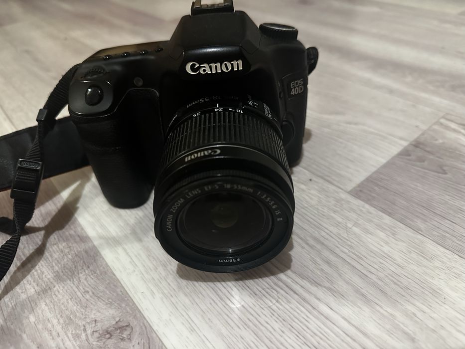 Продам фотоаппарат Canon 40d,в хорошем состоянии