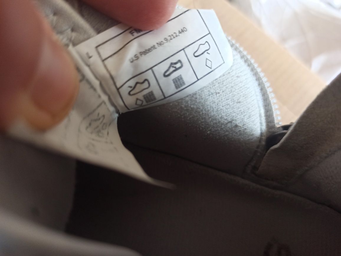 Ботуши и зимни кецове UGG Australia № 34 и 36