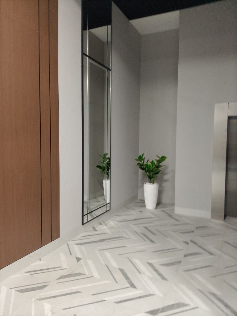 Продам 2 ком кв 86 м2  2024 г. п. в районе центр. рынка дом премиум кл