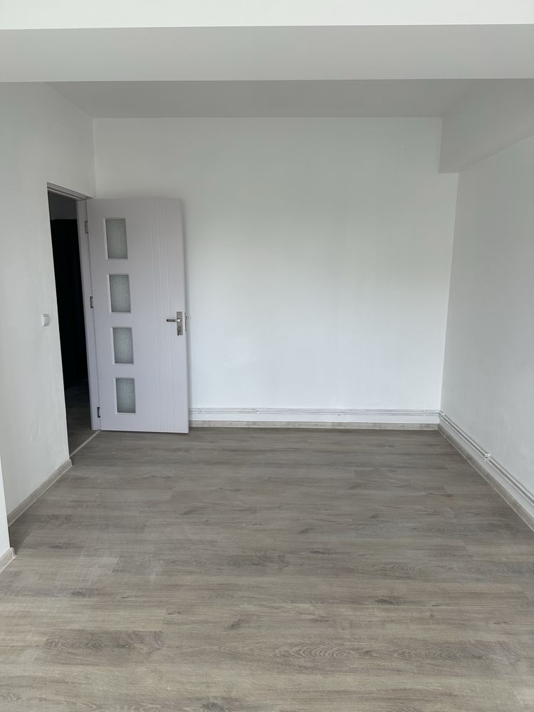 Schimb garsoniera cu apartament