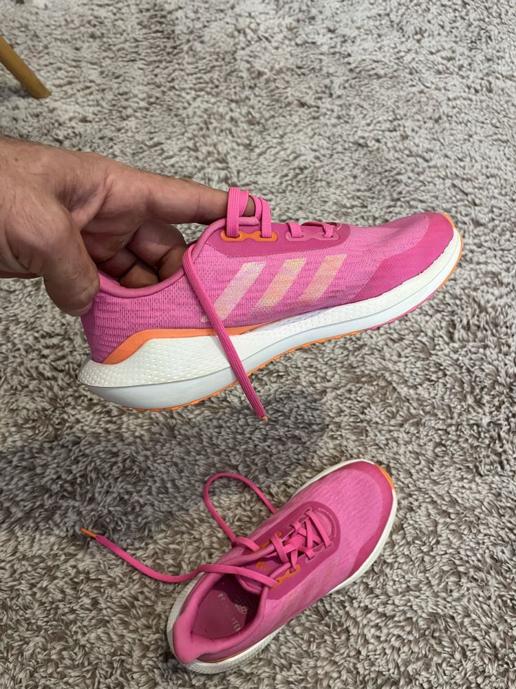 Adidas EQ21 -оригинални дамски маратонки