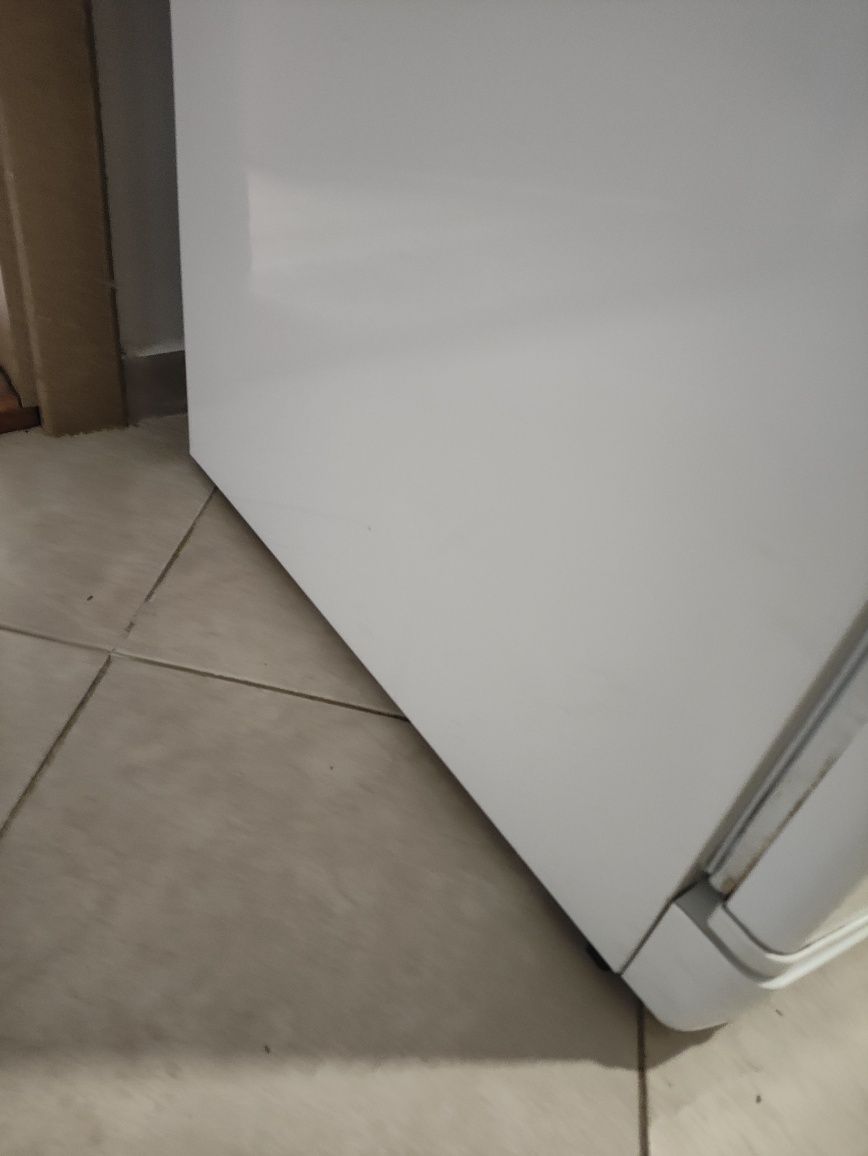 Вертикален фризер Gorenje