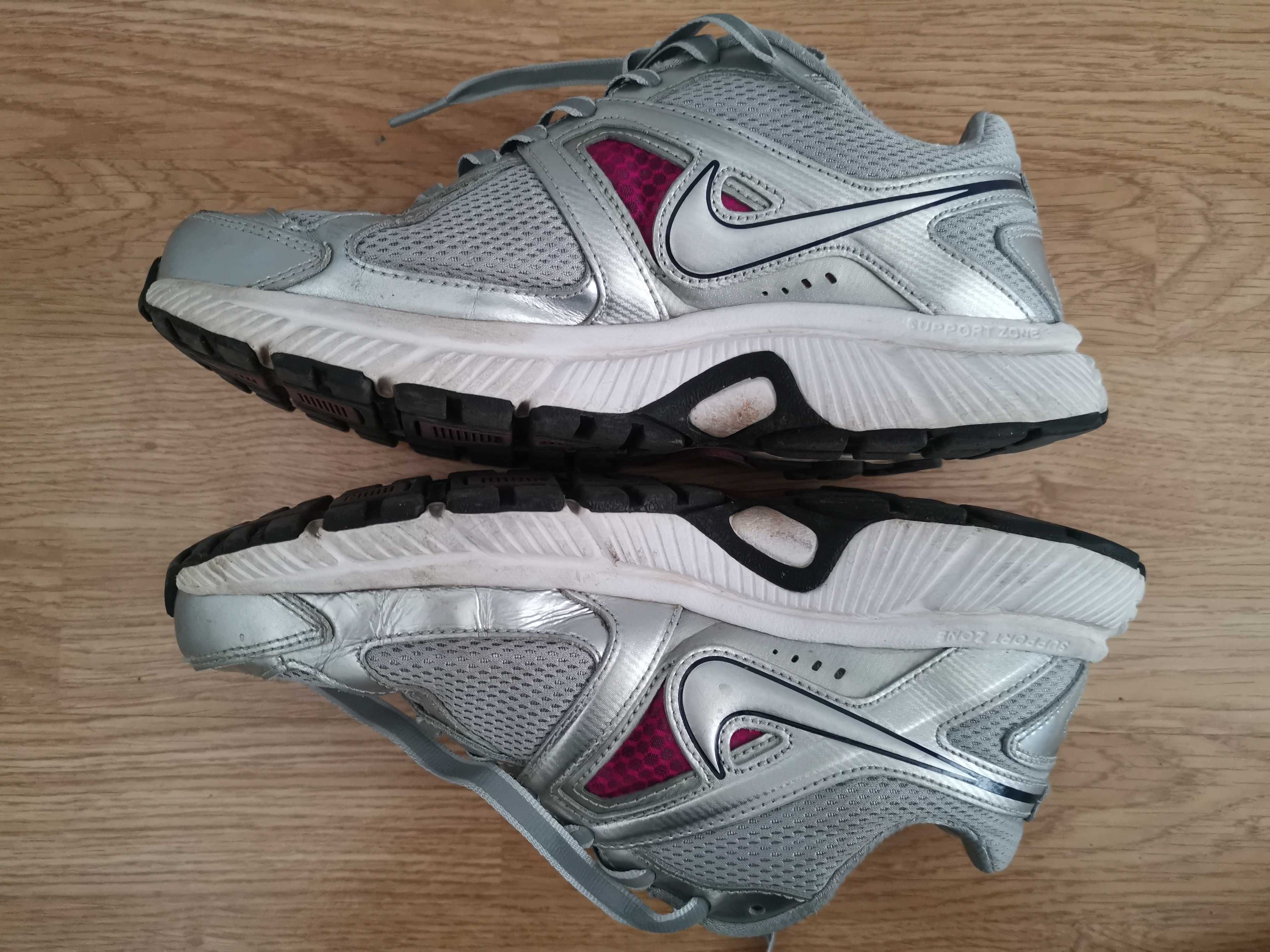 Nike Dart 9 дамски маратонки EU39