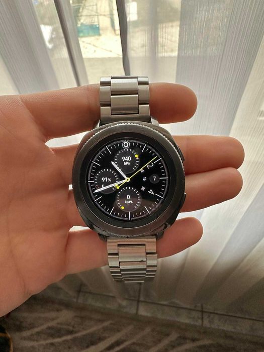 Часовник Samsung Gear S3 Sport