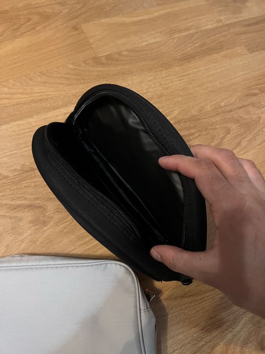 Gentuțe, borsete Adidas originale