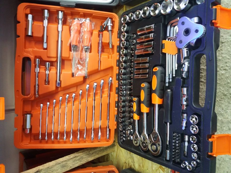 121-предмет Набор ключей и инстрментов АКЦИЯ !!!