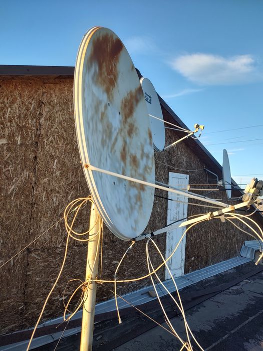 Спутниковая тарелка 120см