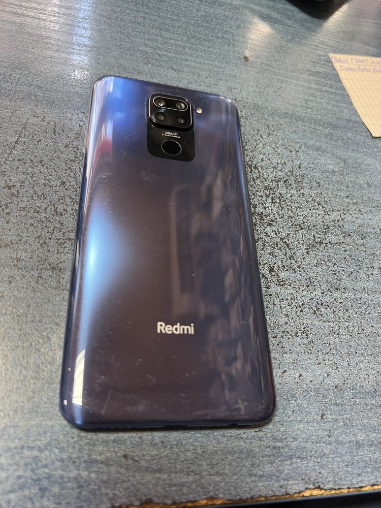Xiaomi Redmi Note 9 4/128gb - отличен