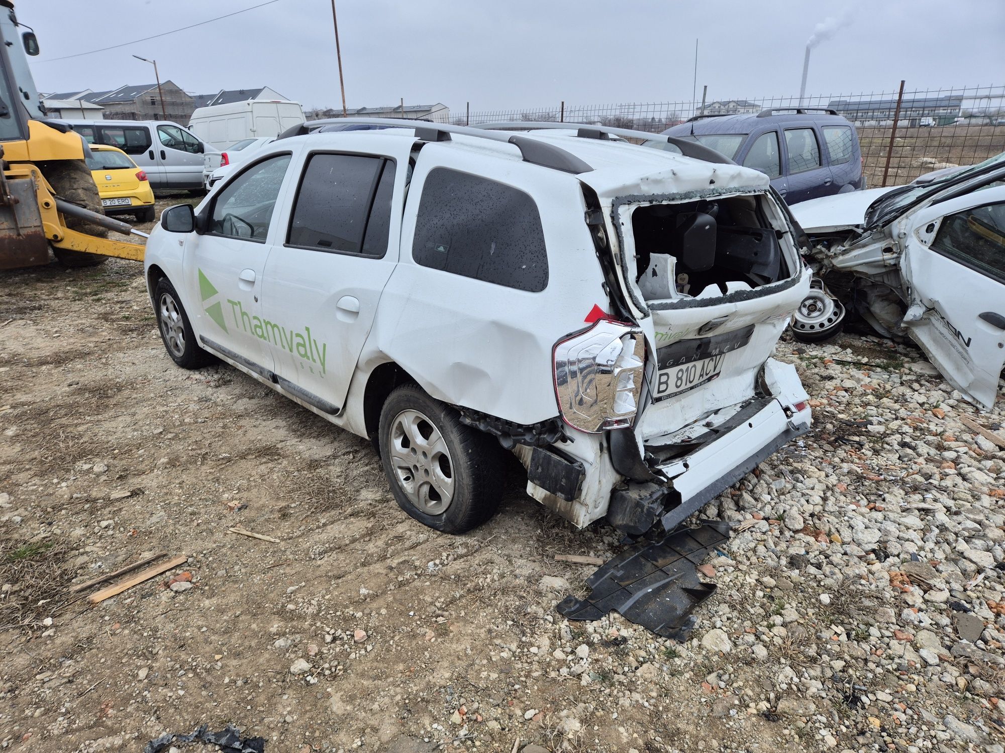 Dacia Logan mcv avariat lovit