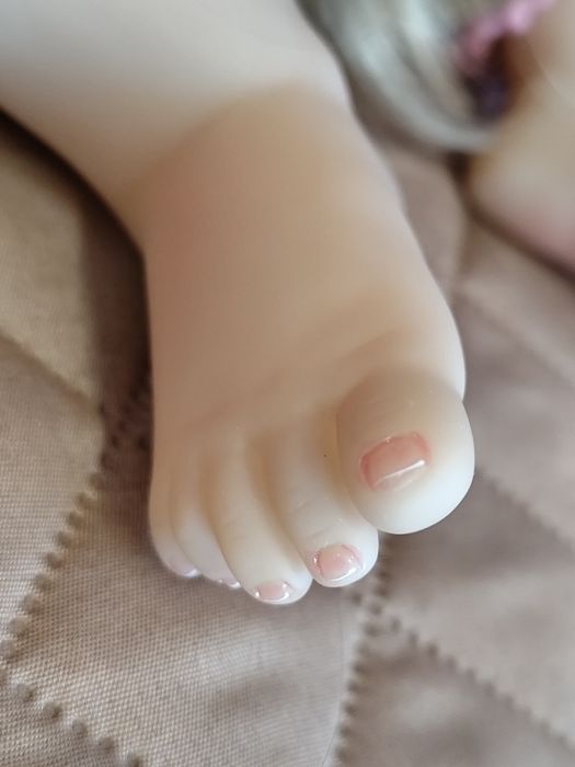 Нова реалистична реборн кукла, винилова, с дълга коса