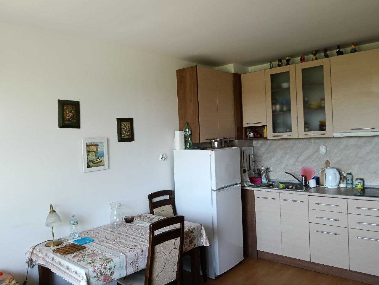 Продава се Двустаен апартамент в Несебър - 58 кв.м за 1018 €/кв.м - Снимка #2