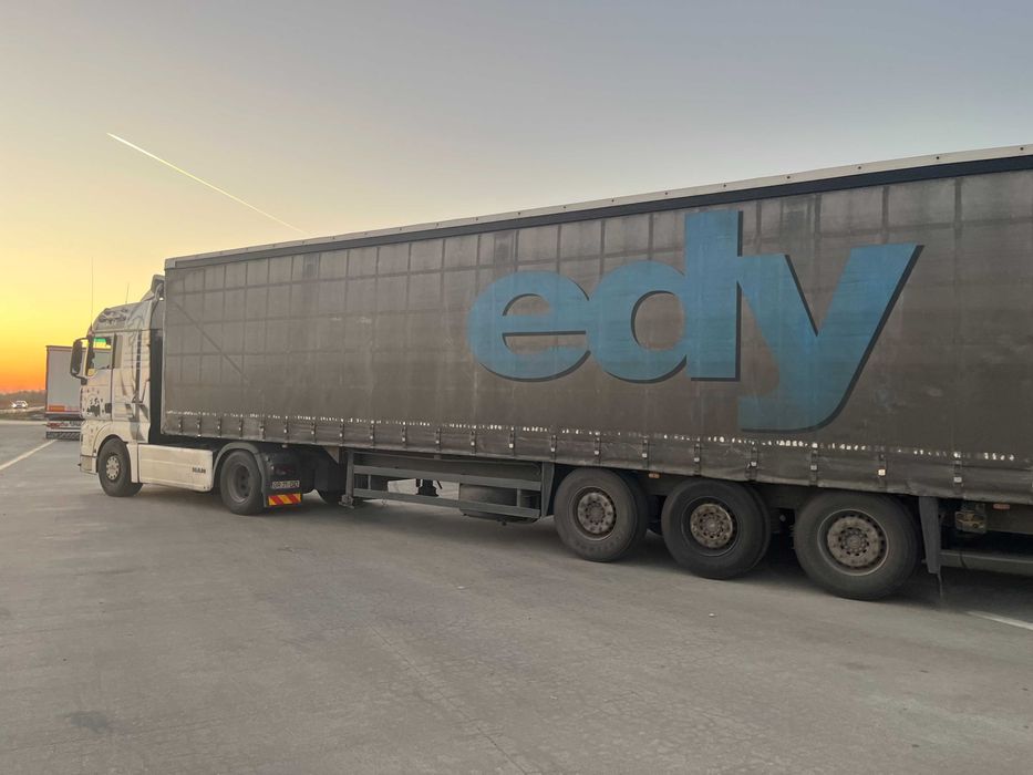 Ansamblu MAN TGA 440 Euro 5 si Semiremorca SCHMITZ