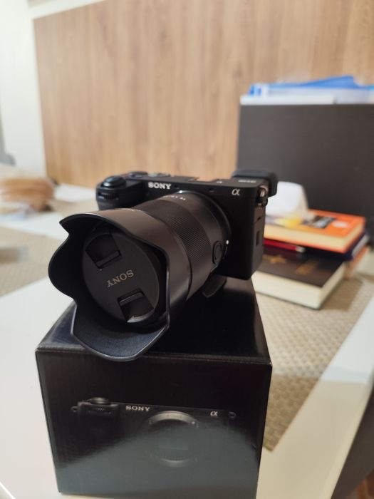 Sony A6700 Body + Obiectiv 35mm f1.8 + DJI Ronin S3 Mini – Pachet comp