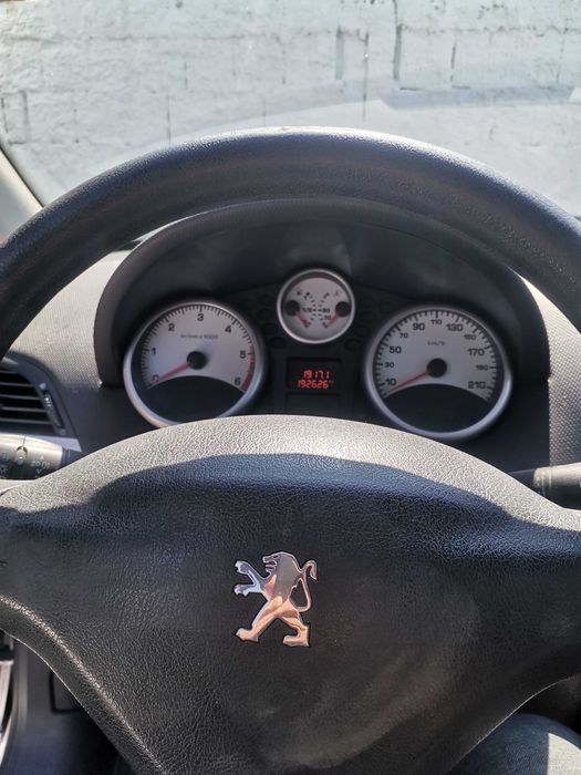 Peugeot 207,1.4hdi 2007, 2000euro