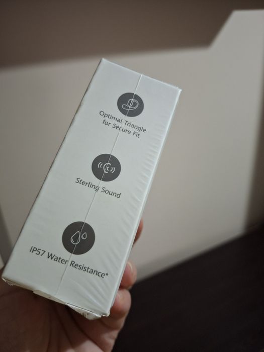 Чисто нови слушалки