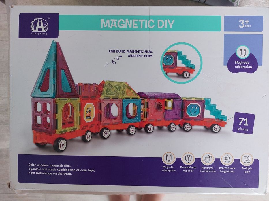 Магнитный конструктор.