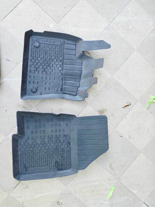 3 Covorase + Tavita Dacia Logan 3 ORIGINALE