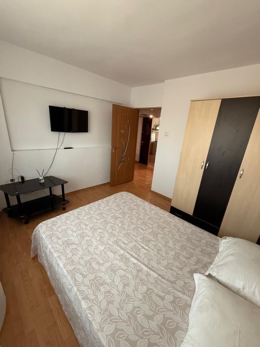 Inchiriez garsoniera zona Hermes