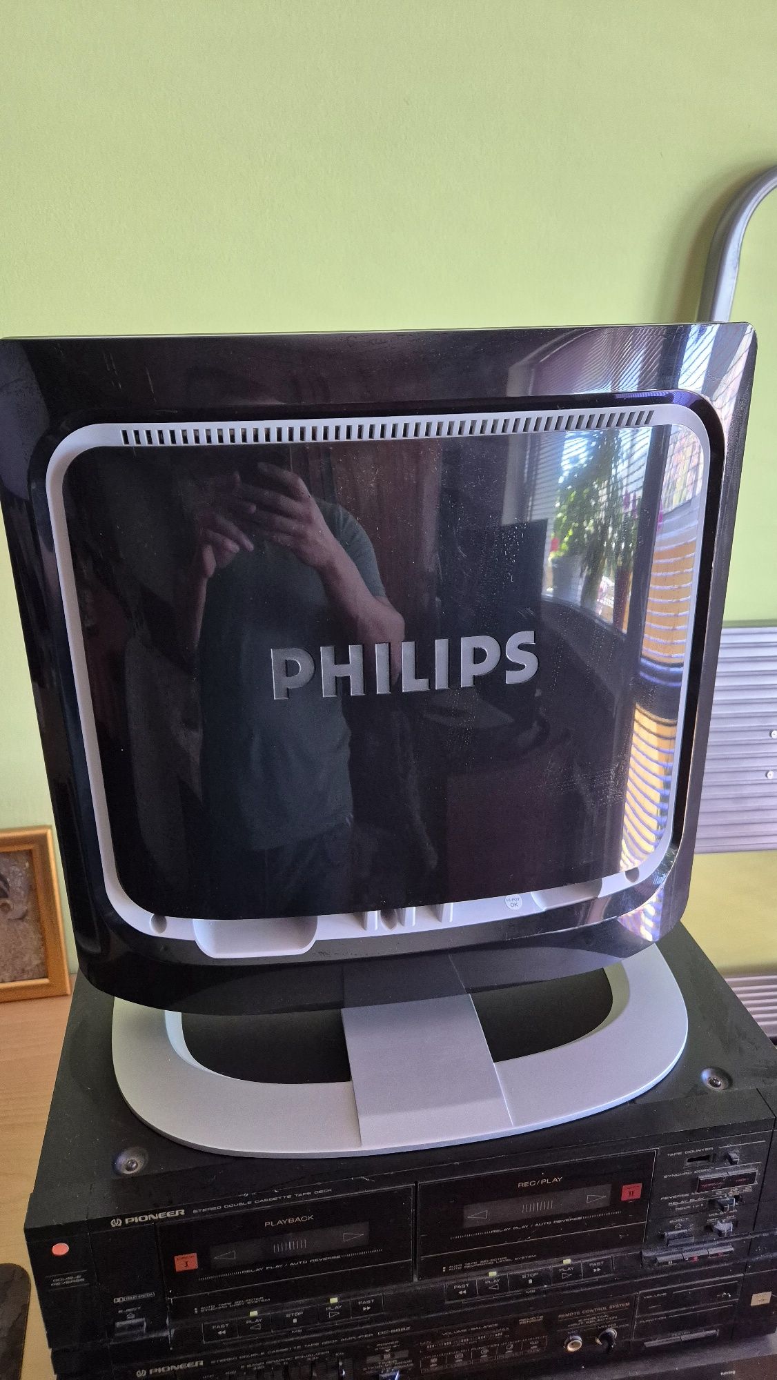 Монитор на Philips 17инча