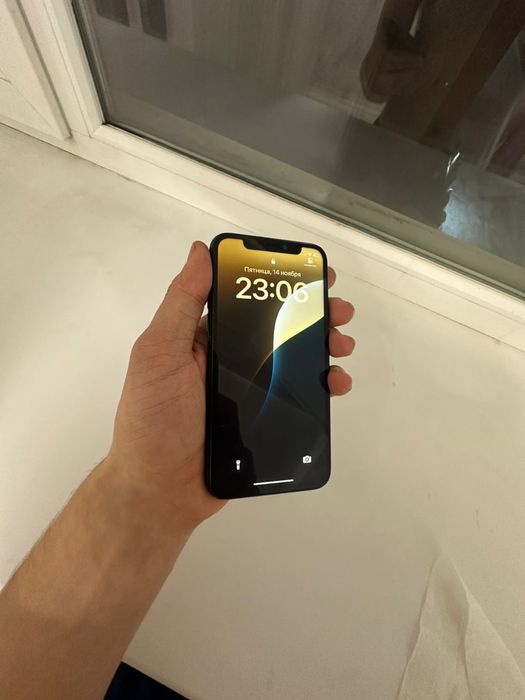 iPhone 11про 256гб продам