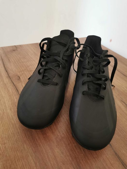 Ghete de fotbal  Adidas mărimea 42,5