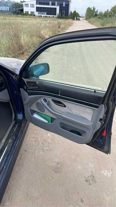 Бмв bmw e39 523i м52б25 на части