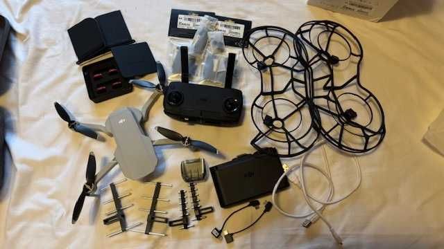 DJI Mavic Mini Fly More Combo