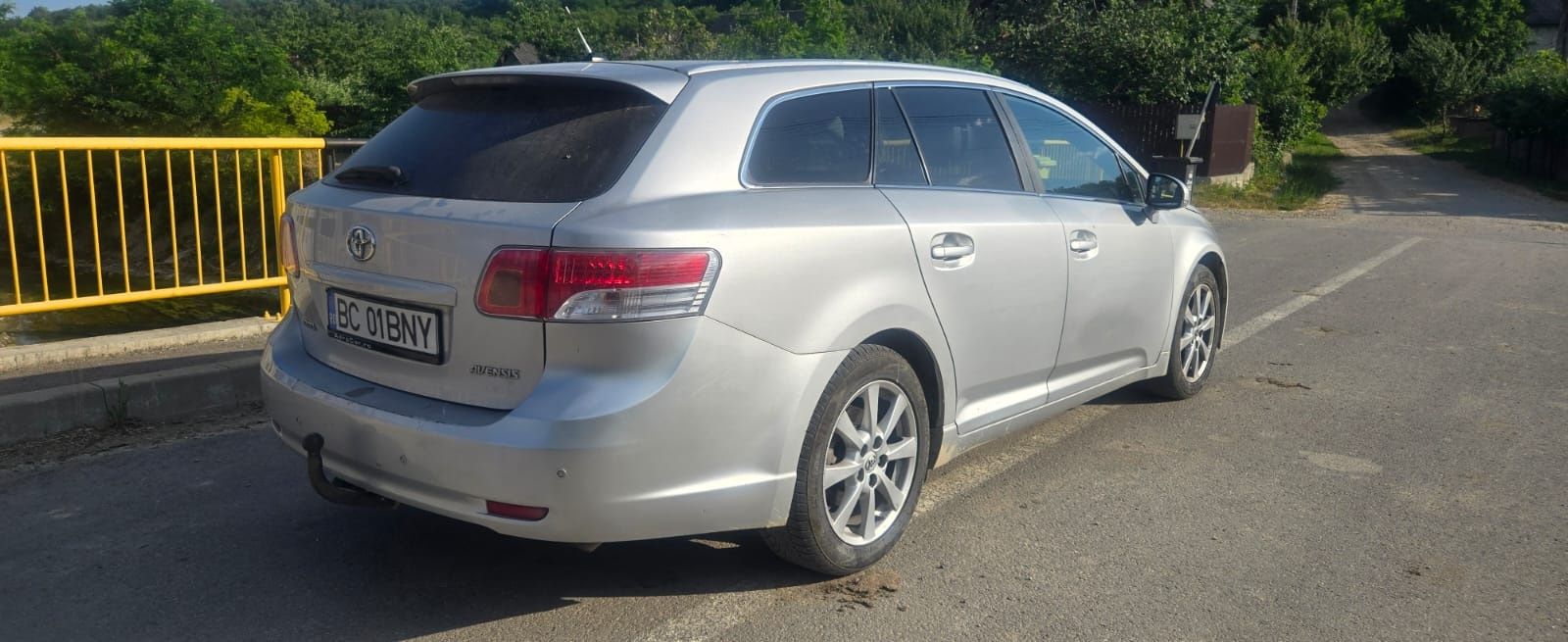 Toyota Avensis 2011