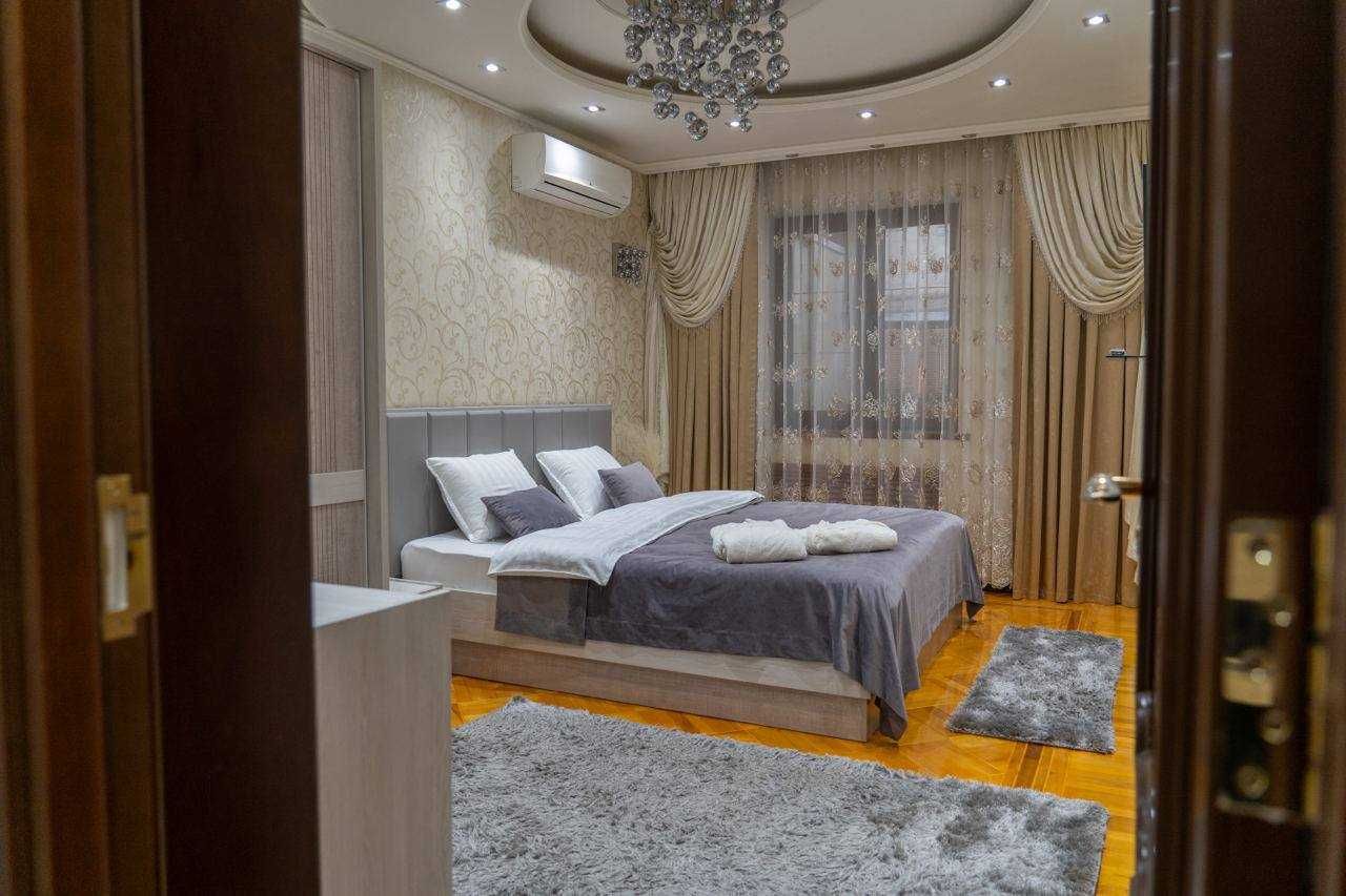 Продается спец-план, Банковский дом, Госпитальный рынок, 3/4/4 100м2