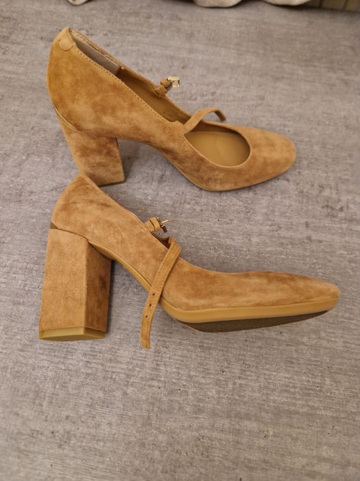 Pantofi Calvin Klein m37,5 noi