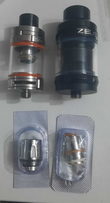 Tigara electronica Vaporesso Gen 220W cu 2 atomizoare