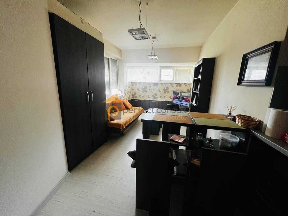Продава се Двустаен апартамент в Пловдив, Кършияка - 38 кв.м за 2119 €/кв.м - Снимка #1