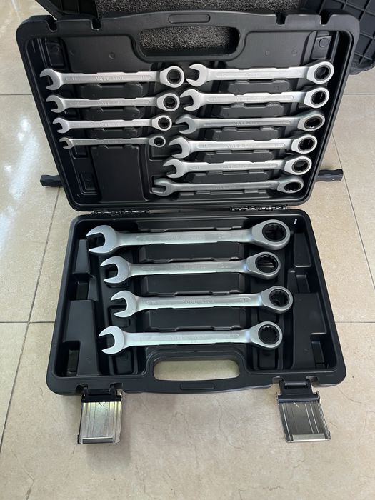 Звездогаечни третчотни  ключове 8/24