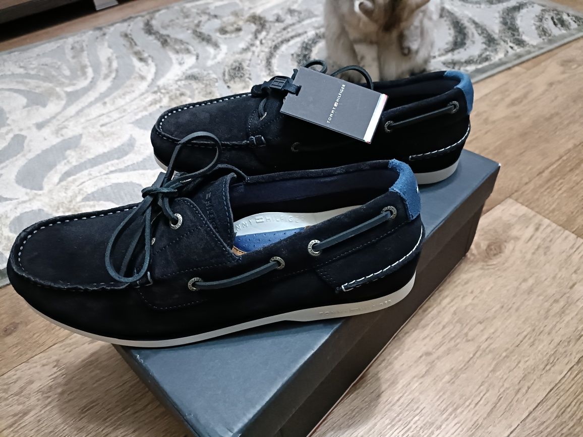 Продам лоферы Tommy Hilfiger