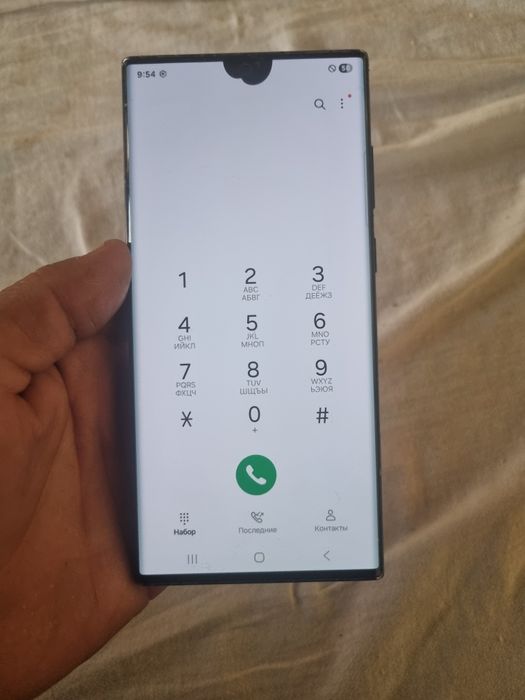 Samsung galaxy s22 ultra  12/256 Екран да кора доги бор