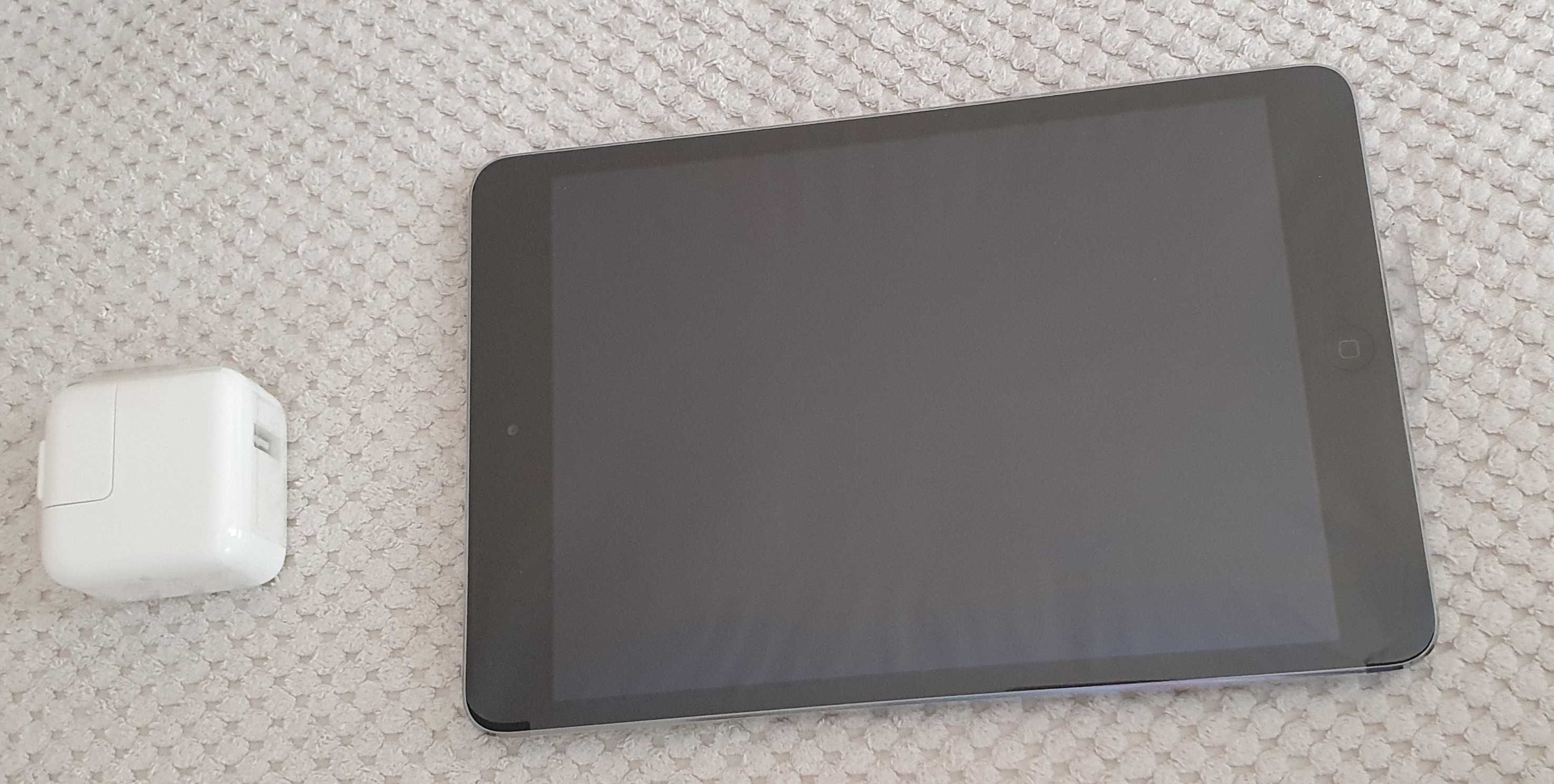 таблет APPLE IPAD mini 2 32GB, A1489, PE277/LL/A, Space gray color