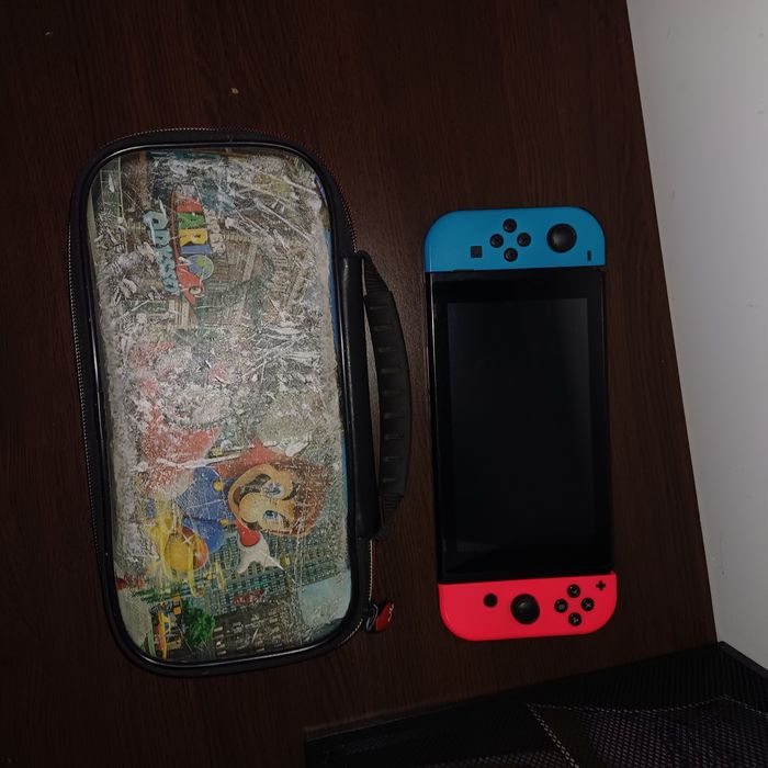 Vând Nintendo switch