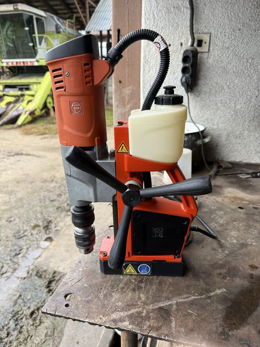 Bormasina cu talpa magnetica fein