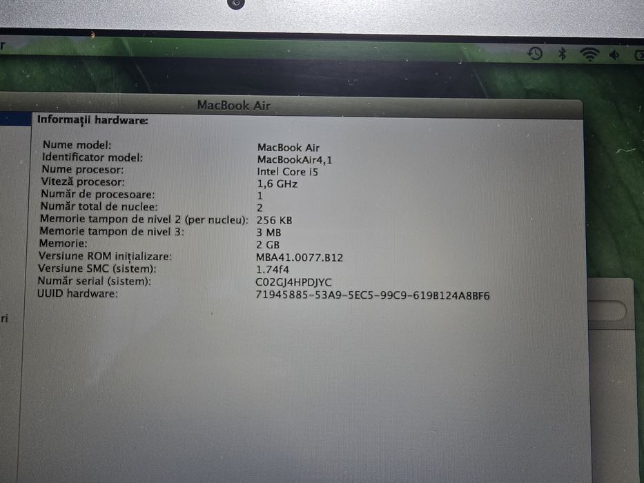 MacBook Air A1370        .