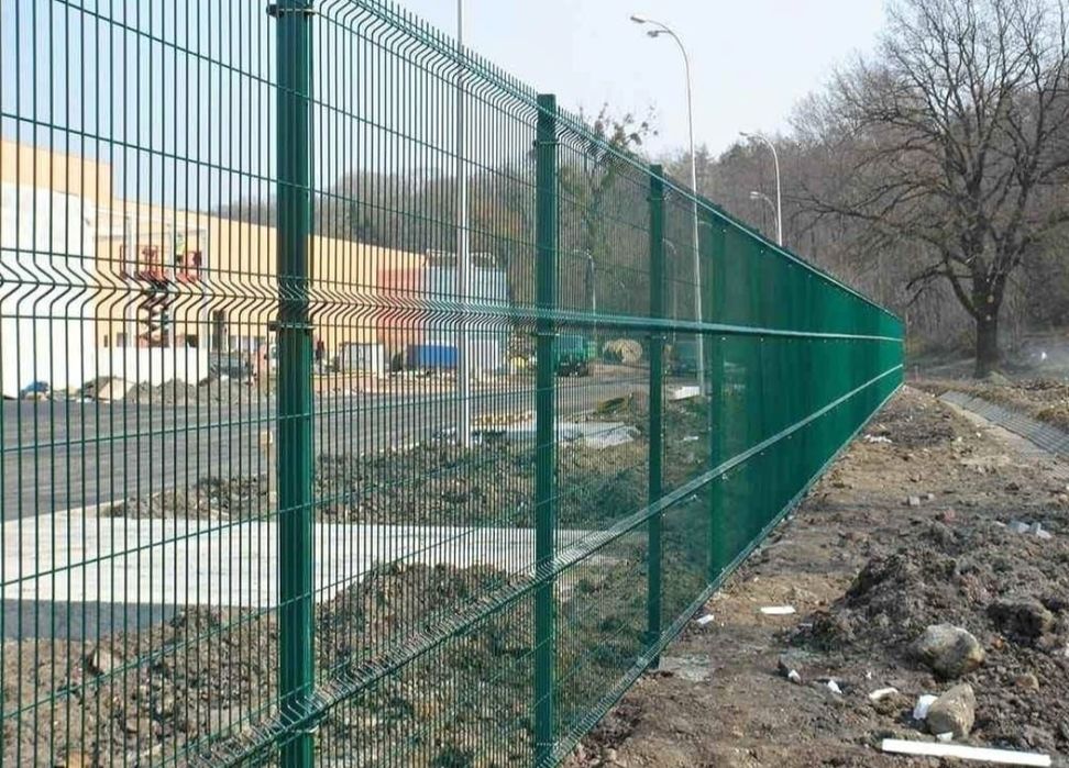 Vând garduri din plasa bordurata