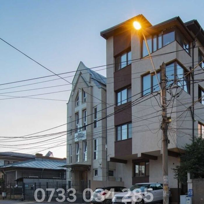 Vand apartament 3 camere zona Crangasi - Persoana Fizica