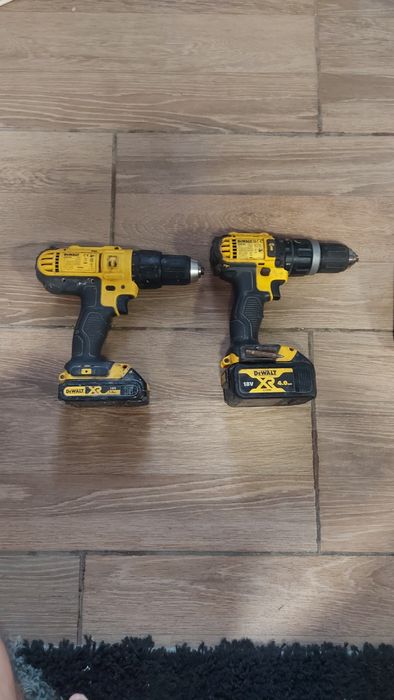Vând două bormașini dewalt