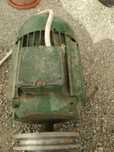 De vânzare 2 motoare trifazic  2kw, 900rpm, și 3kw, 1500rpm