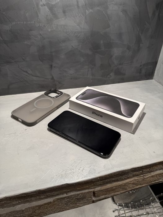 КАТО ЧИСТО НОВ Iphone 15 Pro Max Black Titanium 256 GB