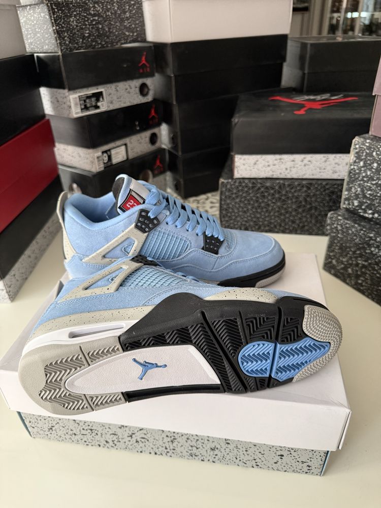 Jordan Retro 4 University Blue