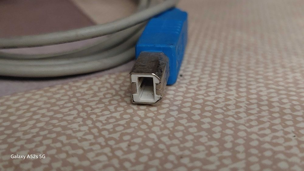 Cablu DV / VGA / Net / HDMI/Com RS 232/Imprimanta/Alimentare 220 v