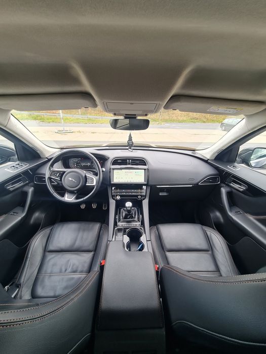 Vând Jaguar F - Pace 2019