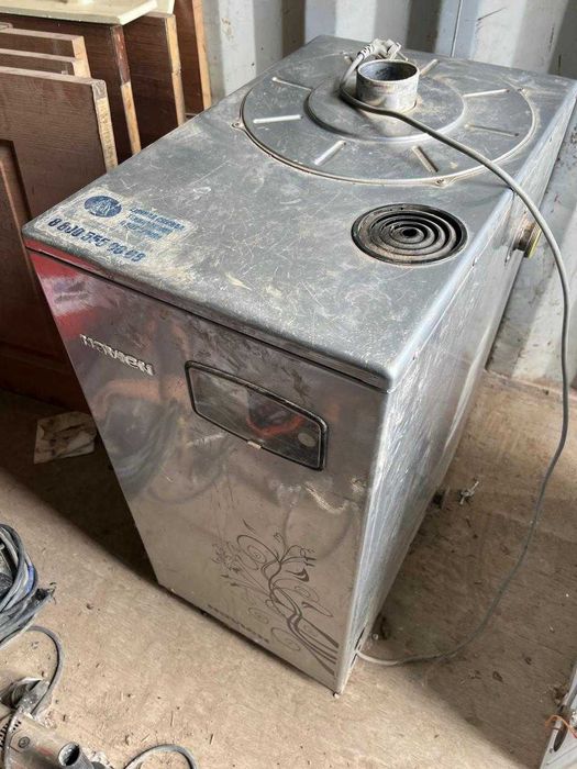 Продам 2 газовых напольных котла